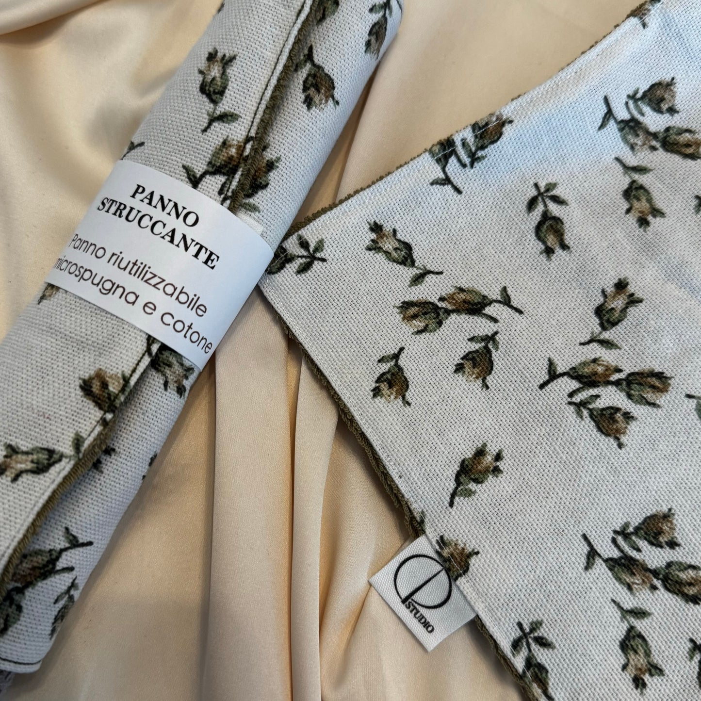 Panno stuccante “fiori verdi”