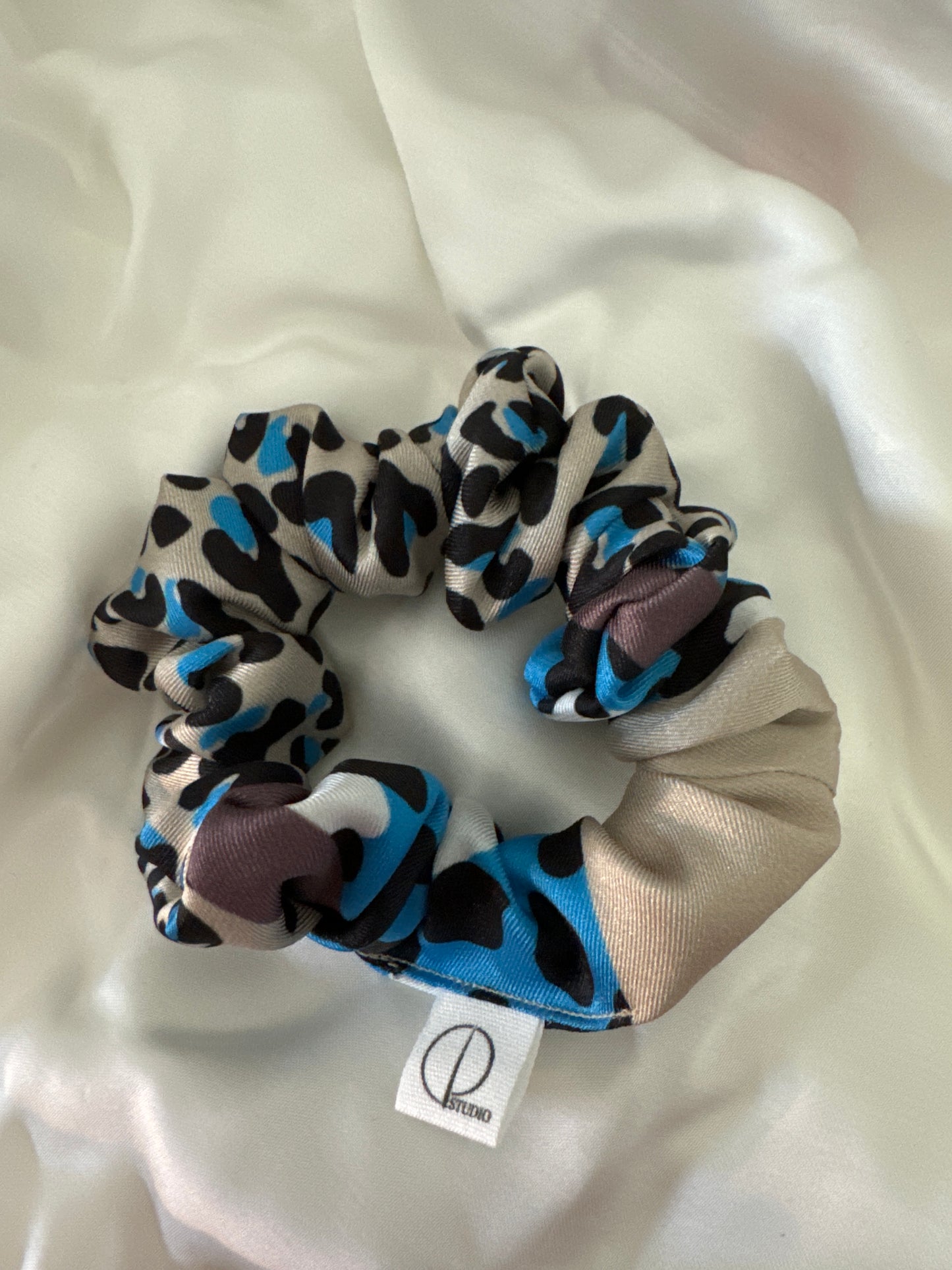 Claire - maculato blu