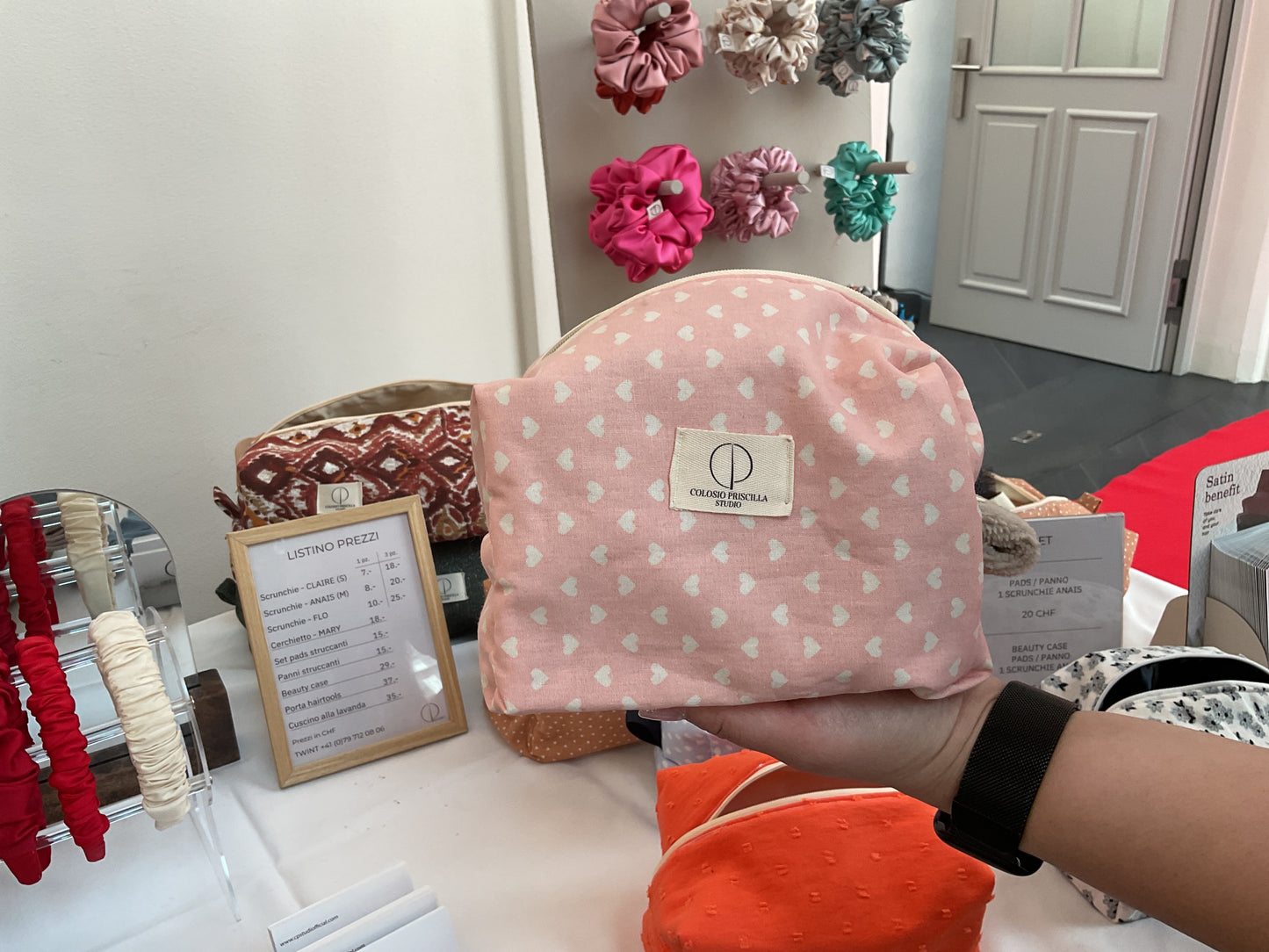 Beauty case cuori rosa