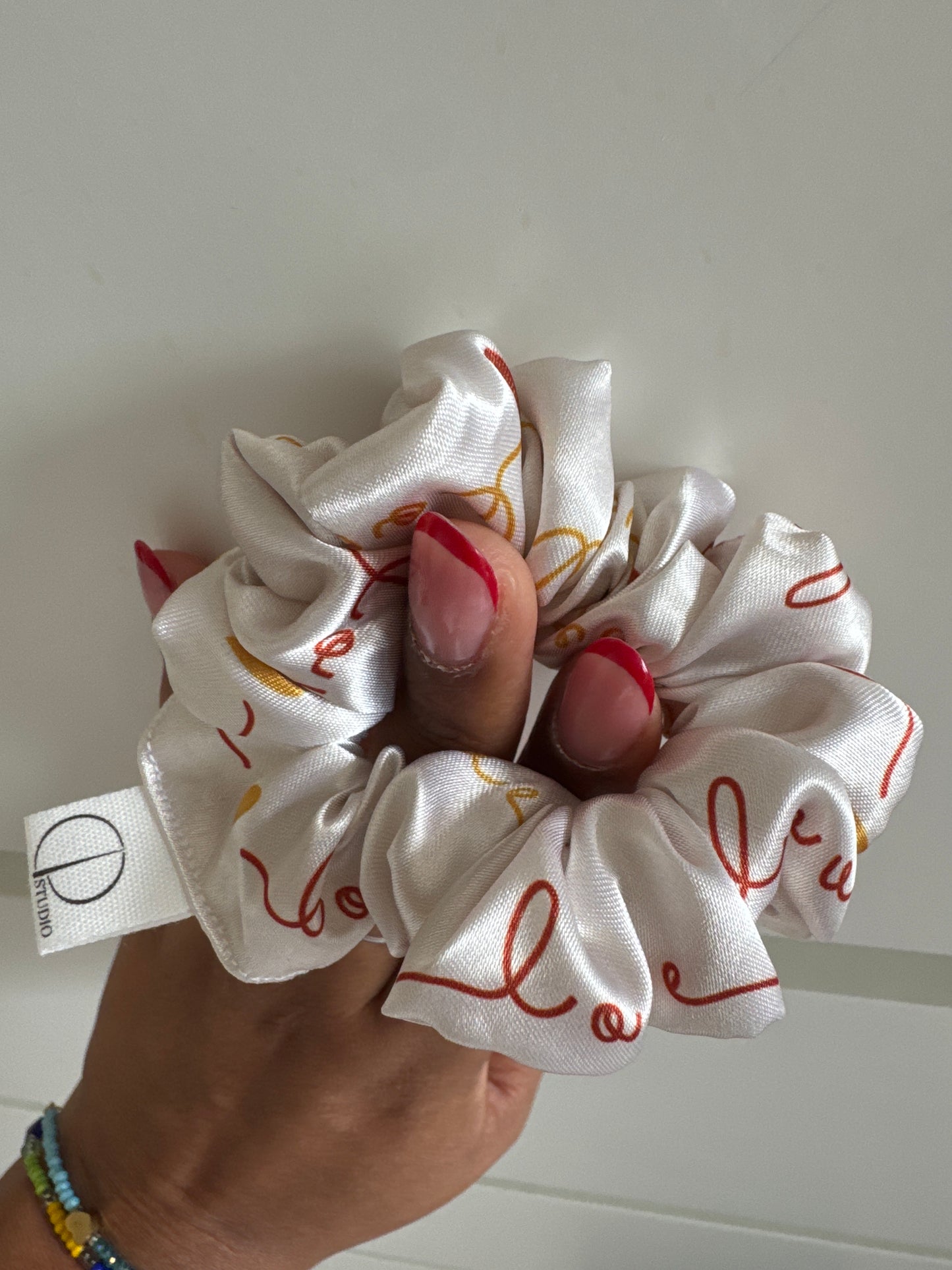 Claire - love giallo