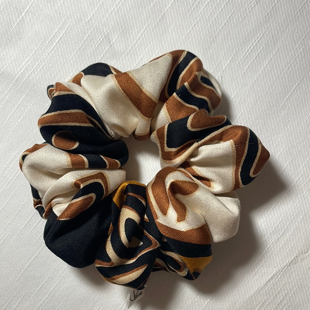 Anais - brown fantasy