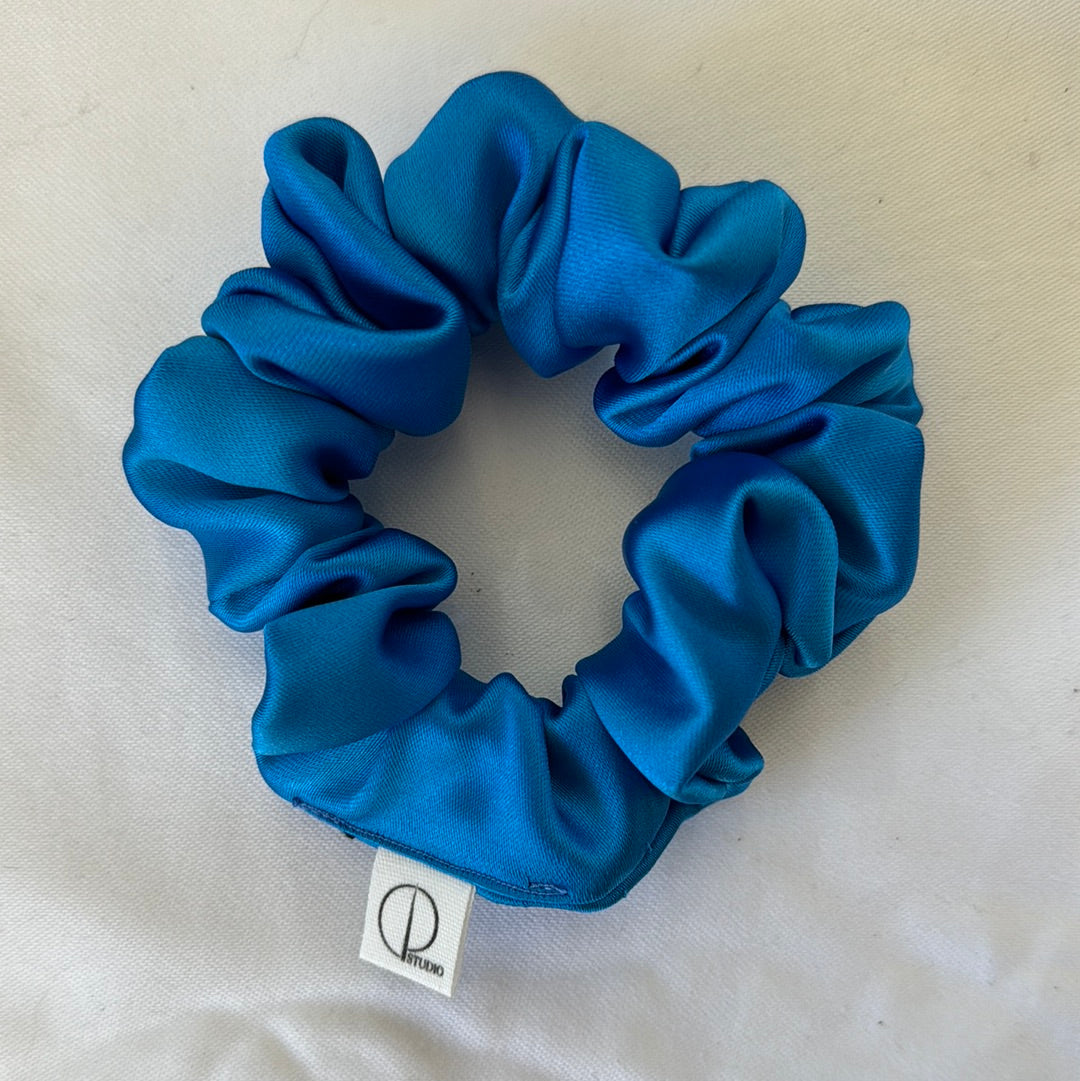 Claire – Blau